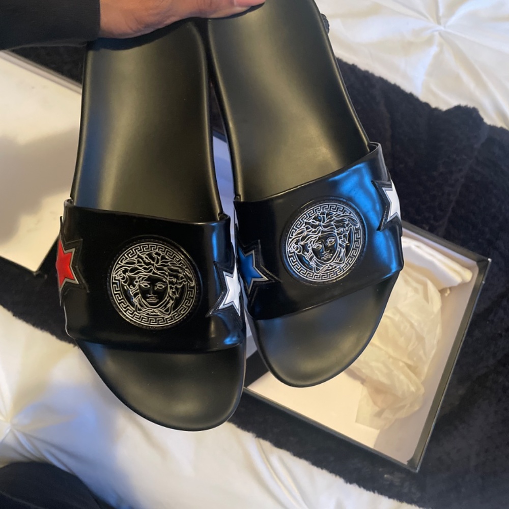 Versace Slides - Picture 5 of 7